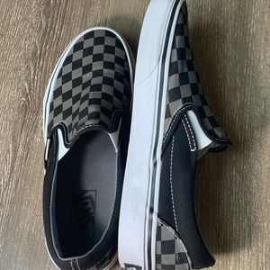 Vans classic slip on black and grey checkered size 7 in men 8.5 women